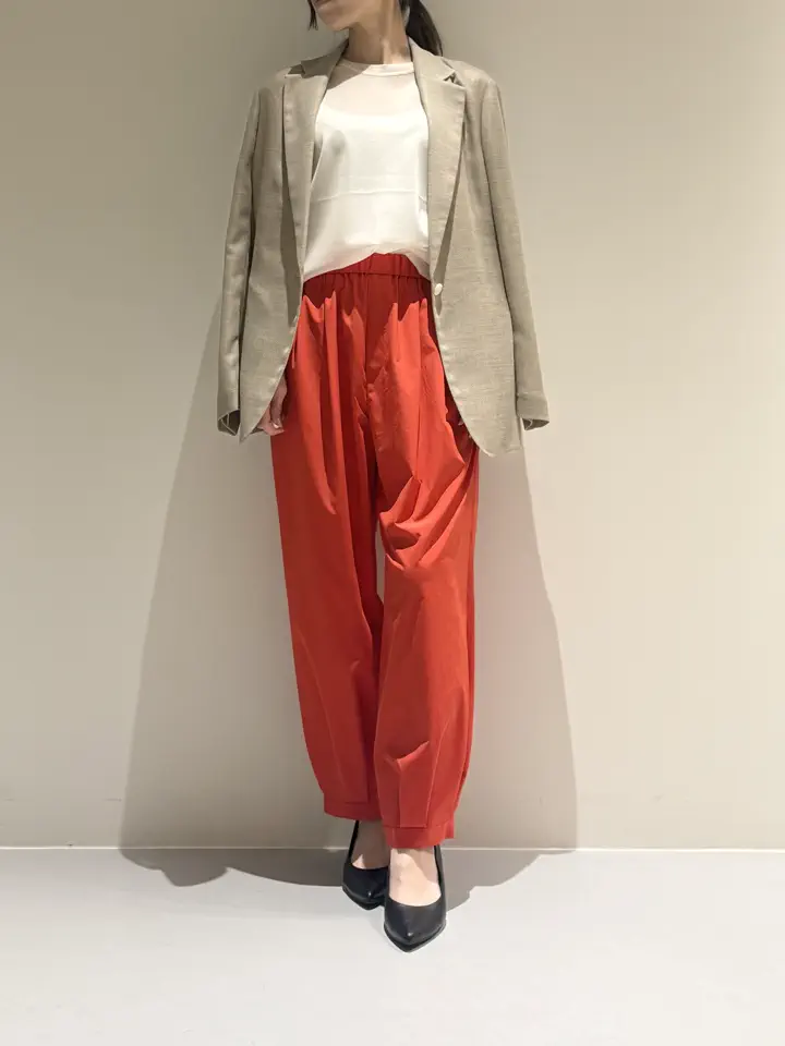 BEIGE， Adachi コーディネート画像