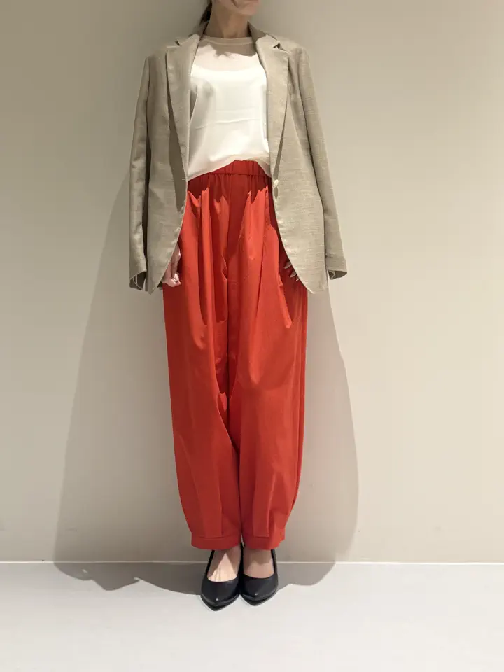 BEIGE， Adachi コーディネート画像