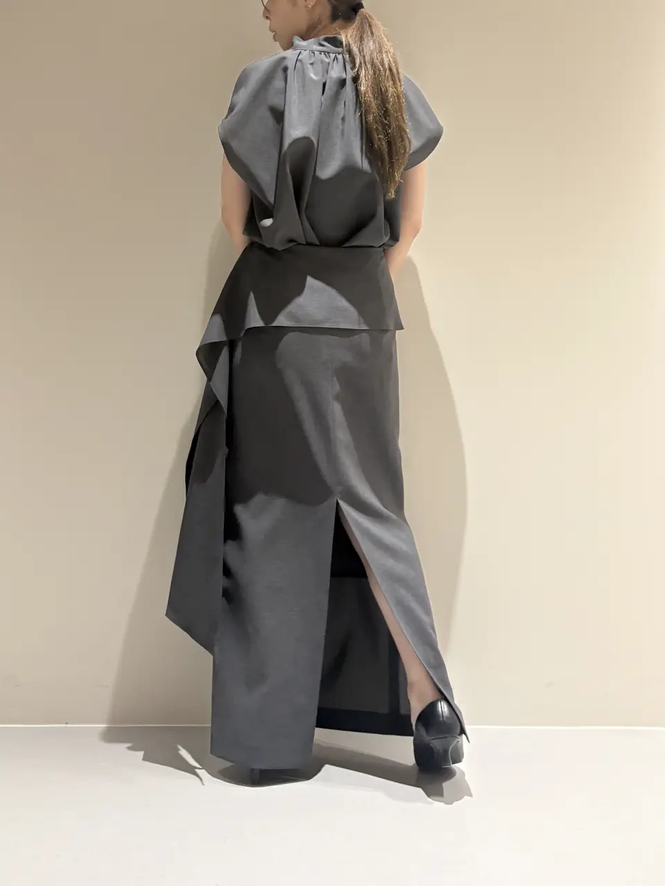 BEIGE， Adachi コーディネート画像