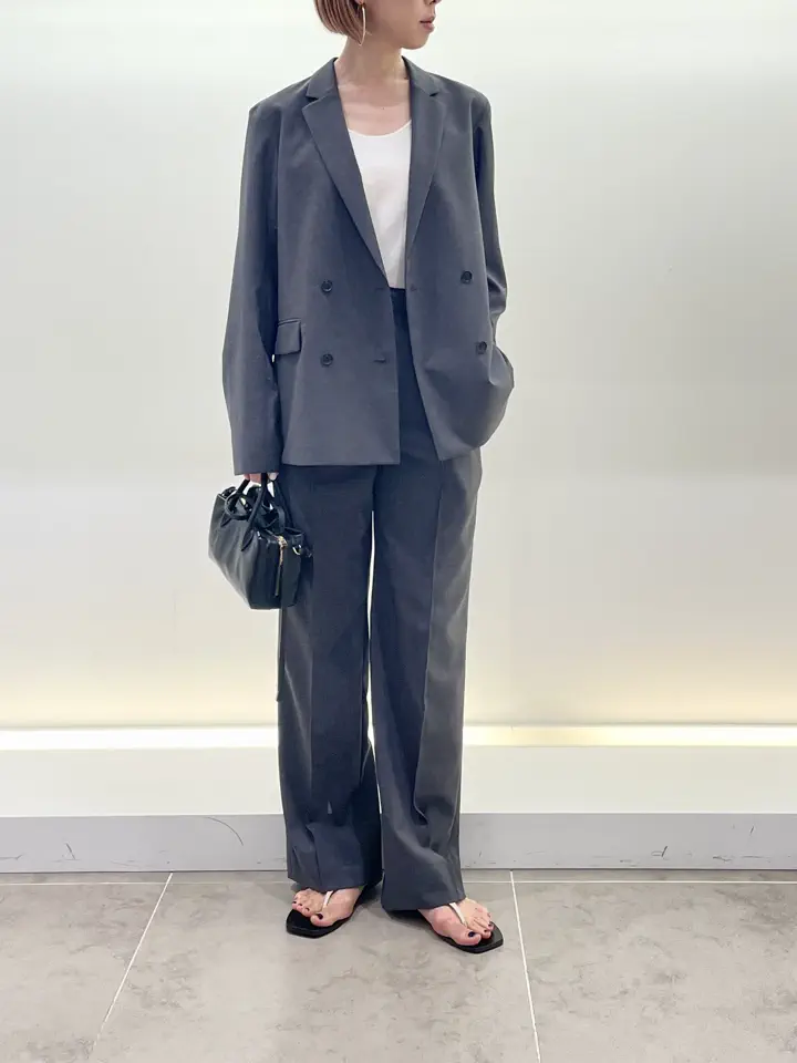 BEIGE， 柴田 コーディネート画像