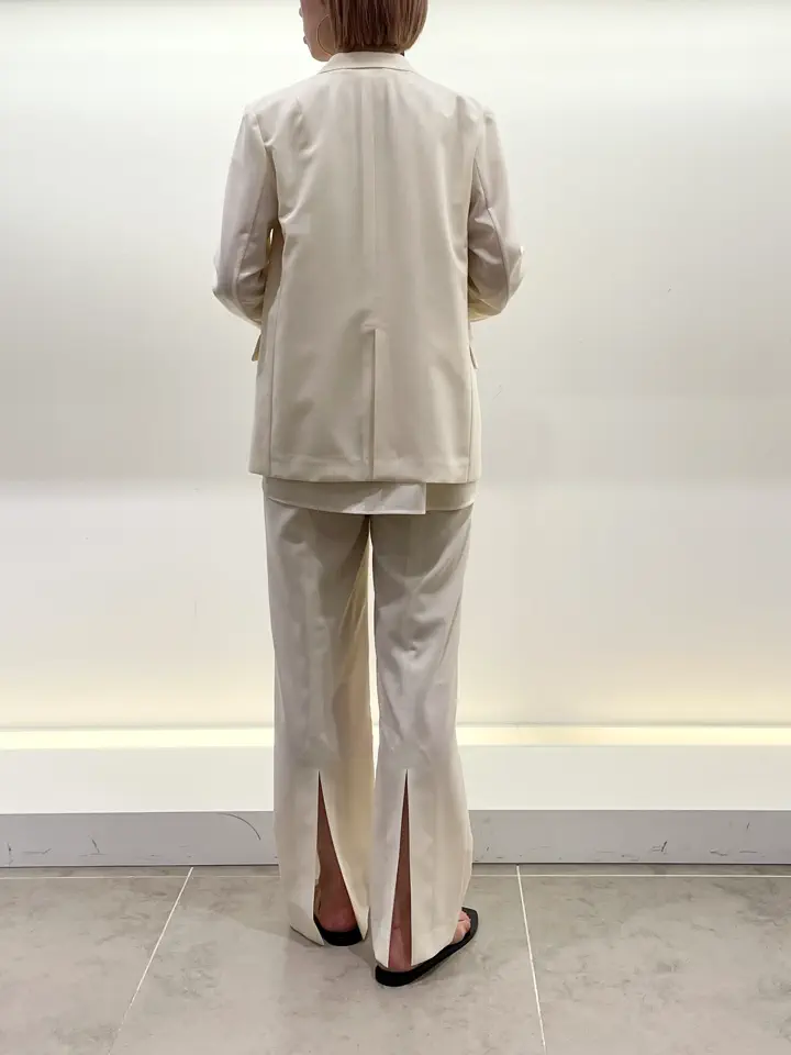 BEIGE， 柴田 コーディネート画像
