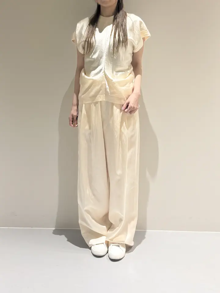 BEIGE， Adachi コーディネート画像