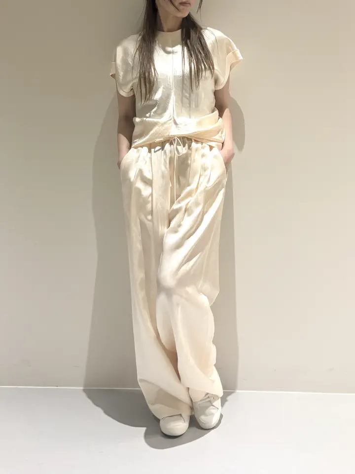 BEIGE， Adachi コーディネート画像