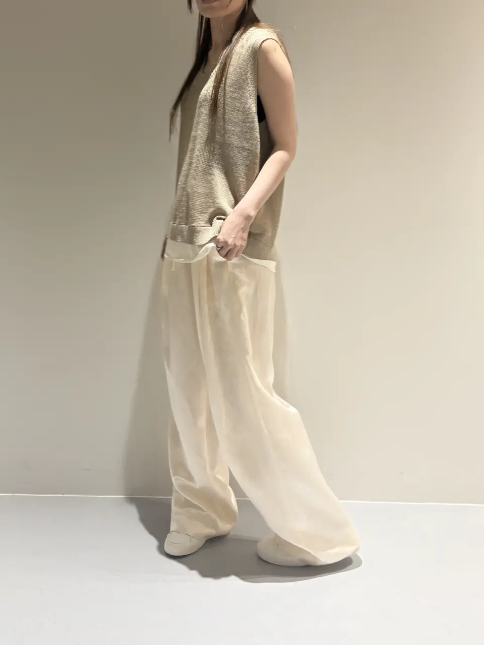 BEIGE， Adachi コーディネート画像