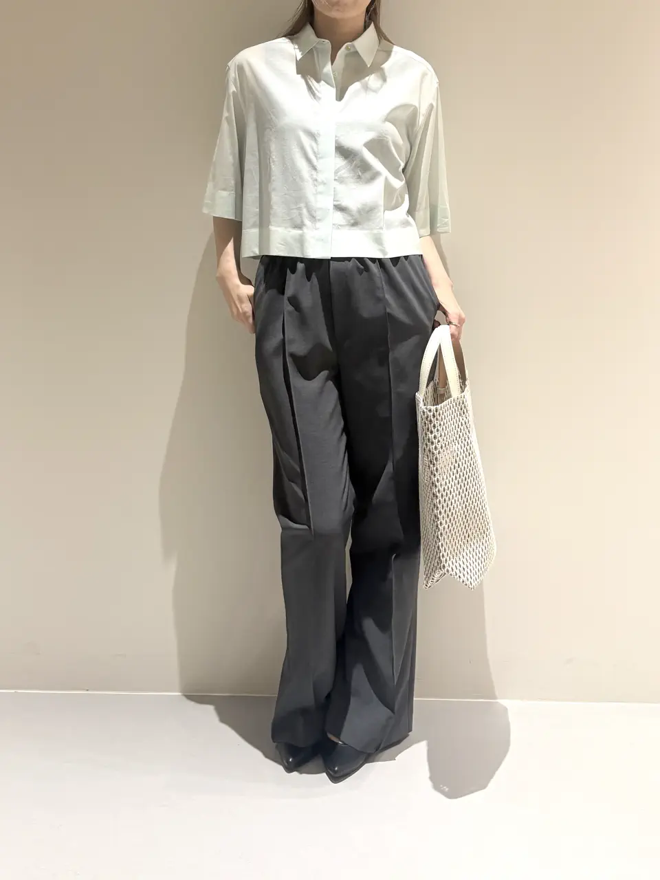  Adachi コーディネート画像