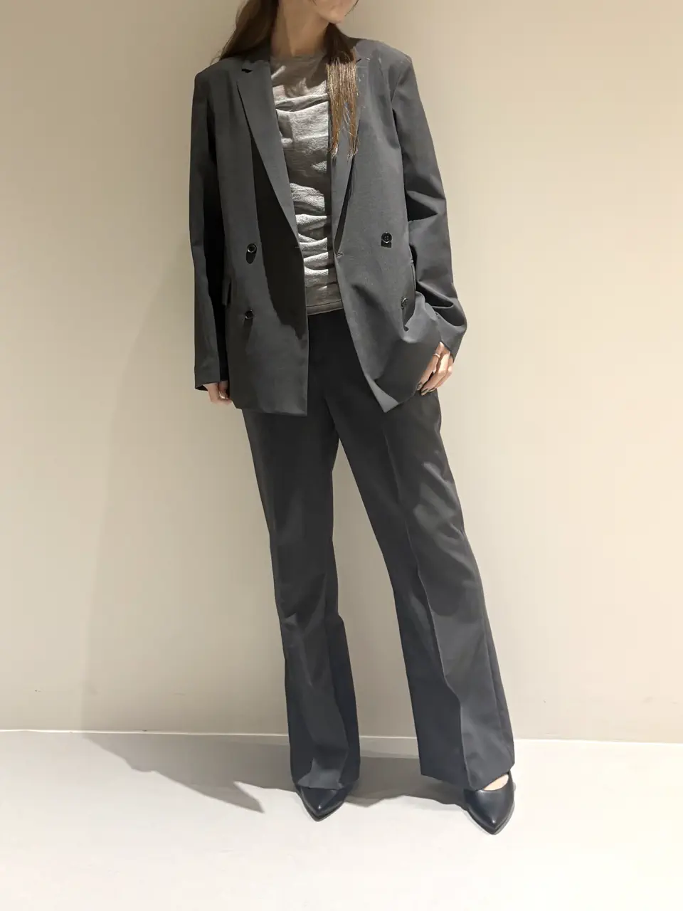 BEIGE， Adachi コーディネート画像