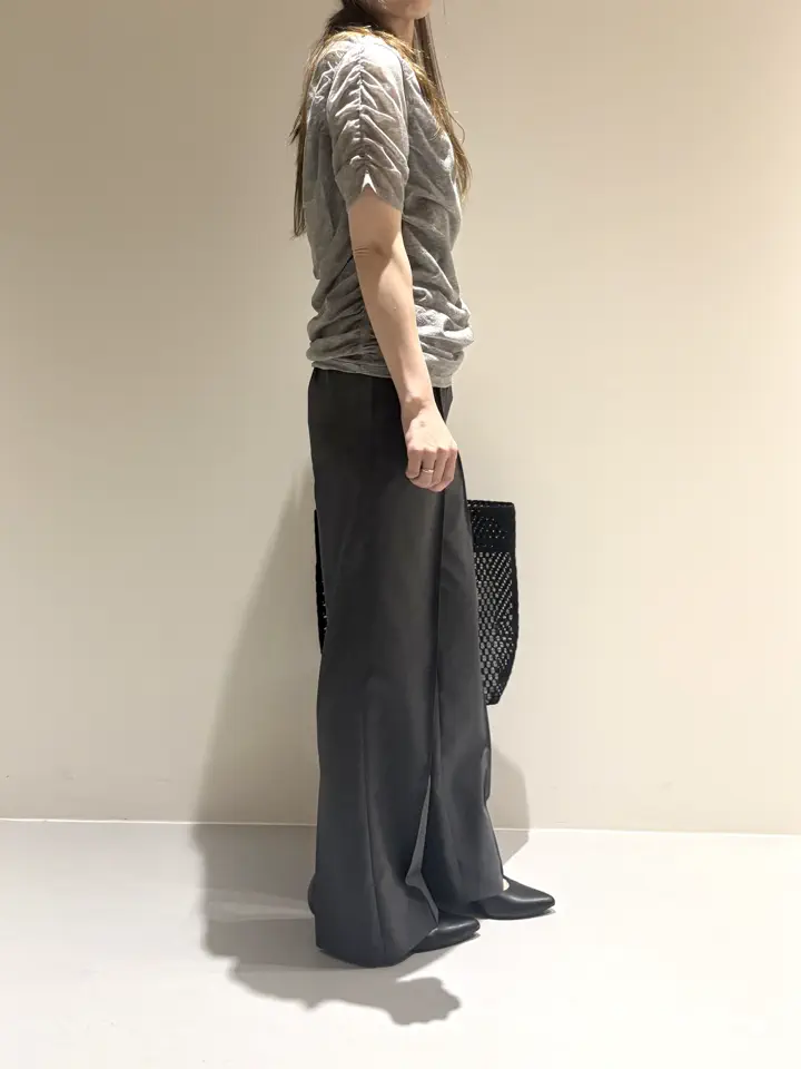 BEIGE， Adachi コーディネート画像