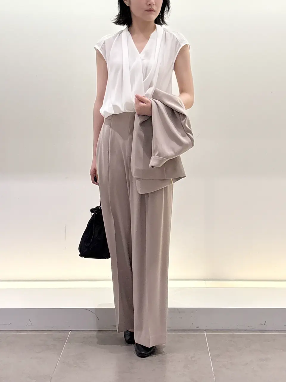 BEIGE， 伊藤 コーディネート画像
