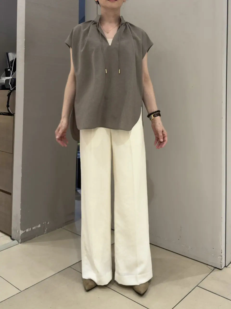 BEIGE， staff コーディネート画像