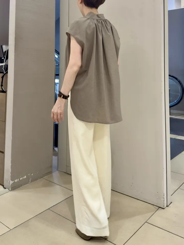 BEIGE， staff コーディネート画像