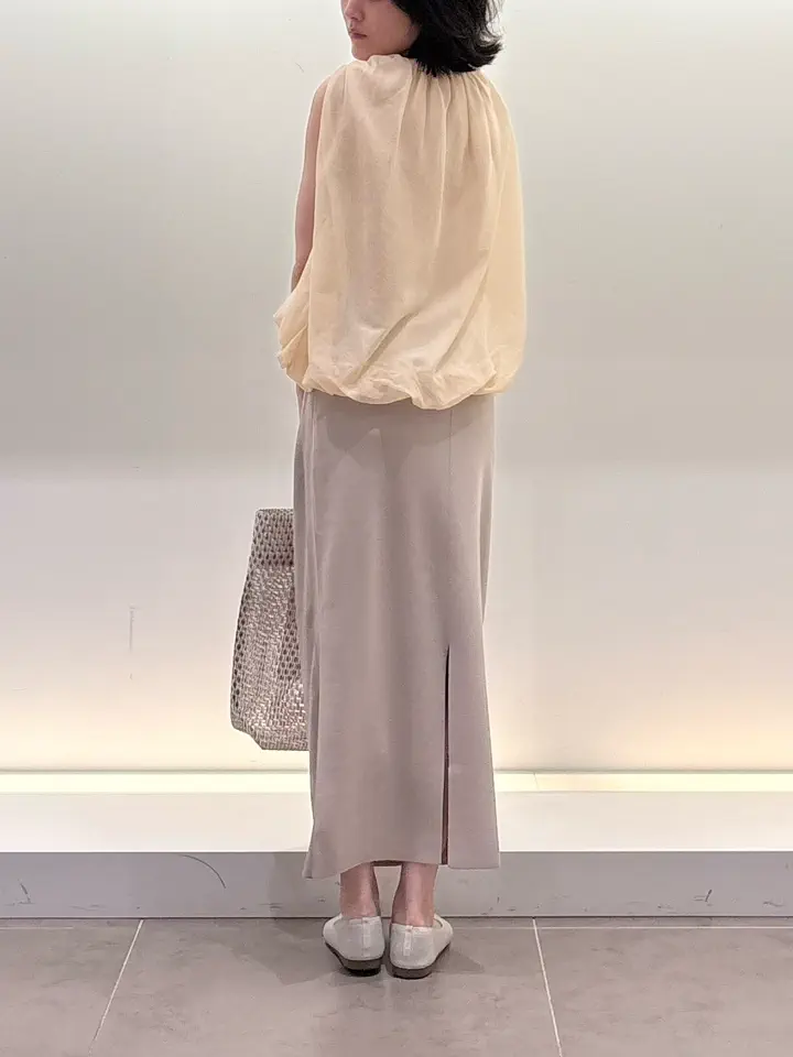 BEIGE， 伊藤 コーディネート画像