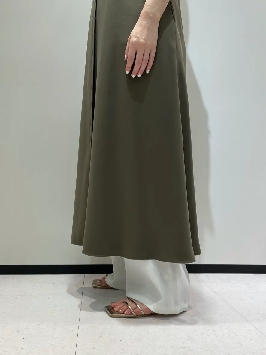 BEIGE， 藤木 コーディネート画像