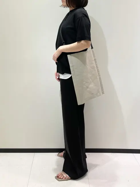 BEIGE， 藤木 コーディネート画像