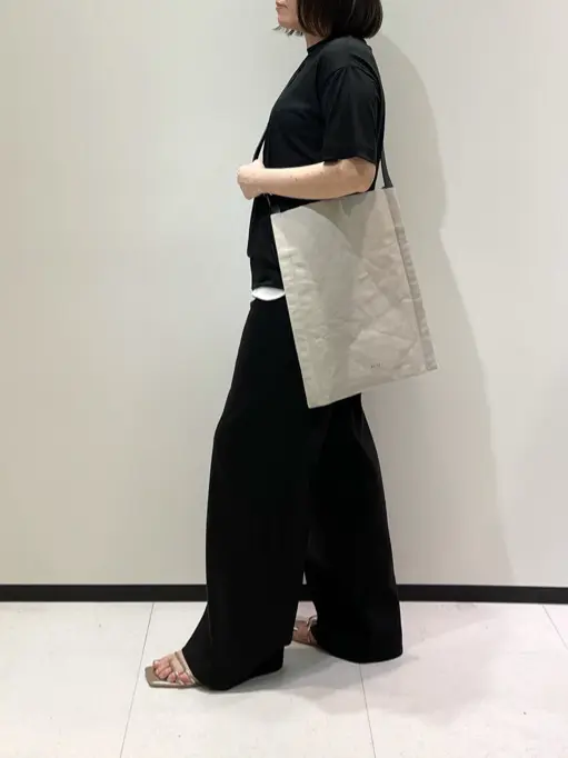 BEIGE， 藤木 コーディネート画像