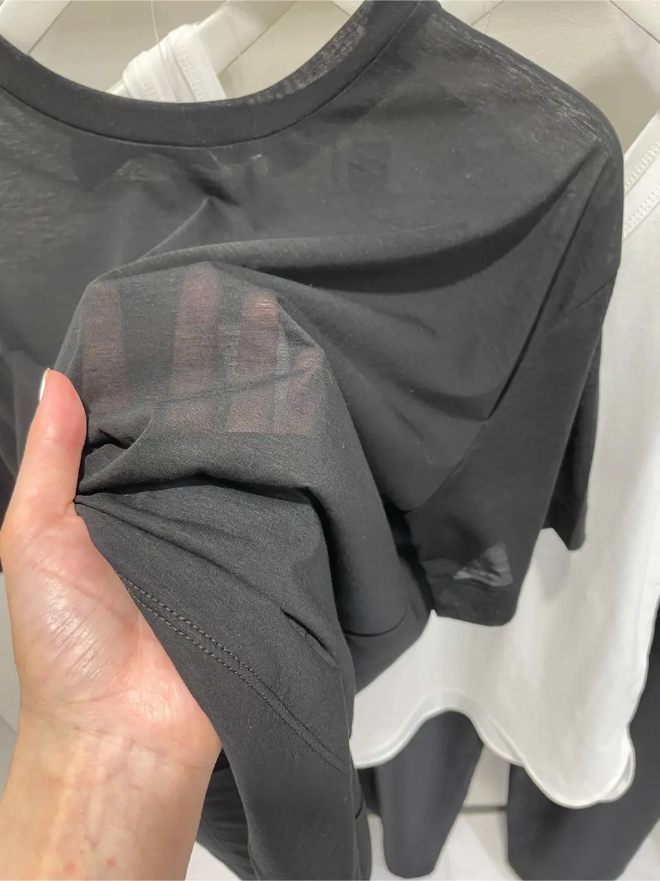 BEIGE， 藤木 コーディネート画像