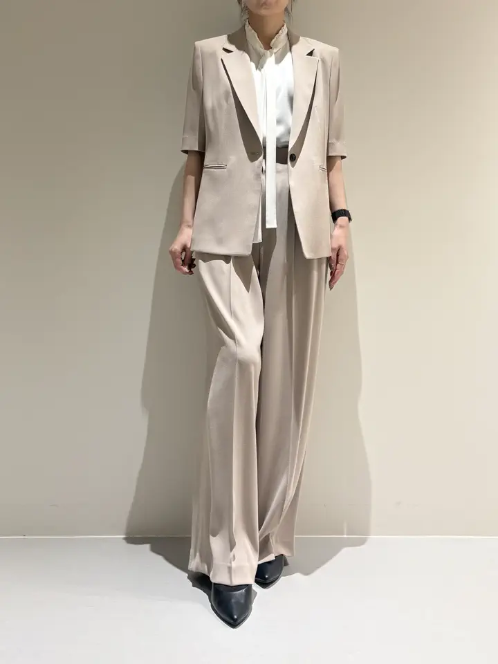 BEIGE， Adachi コーディネート画像