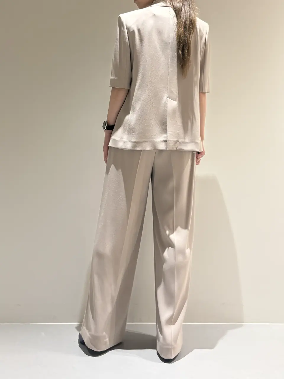 BEIGE， Adachi コーディネート画像