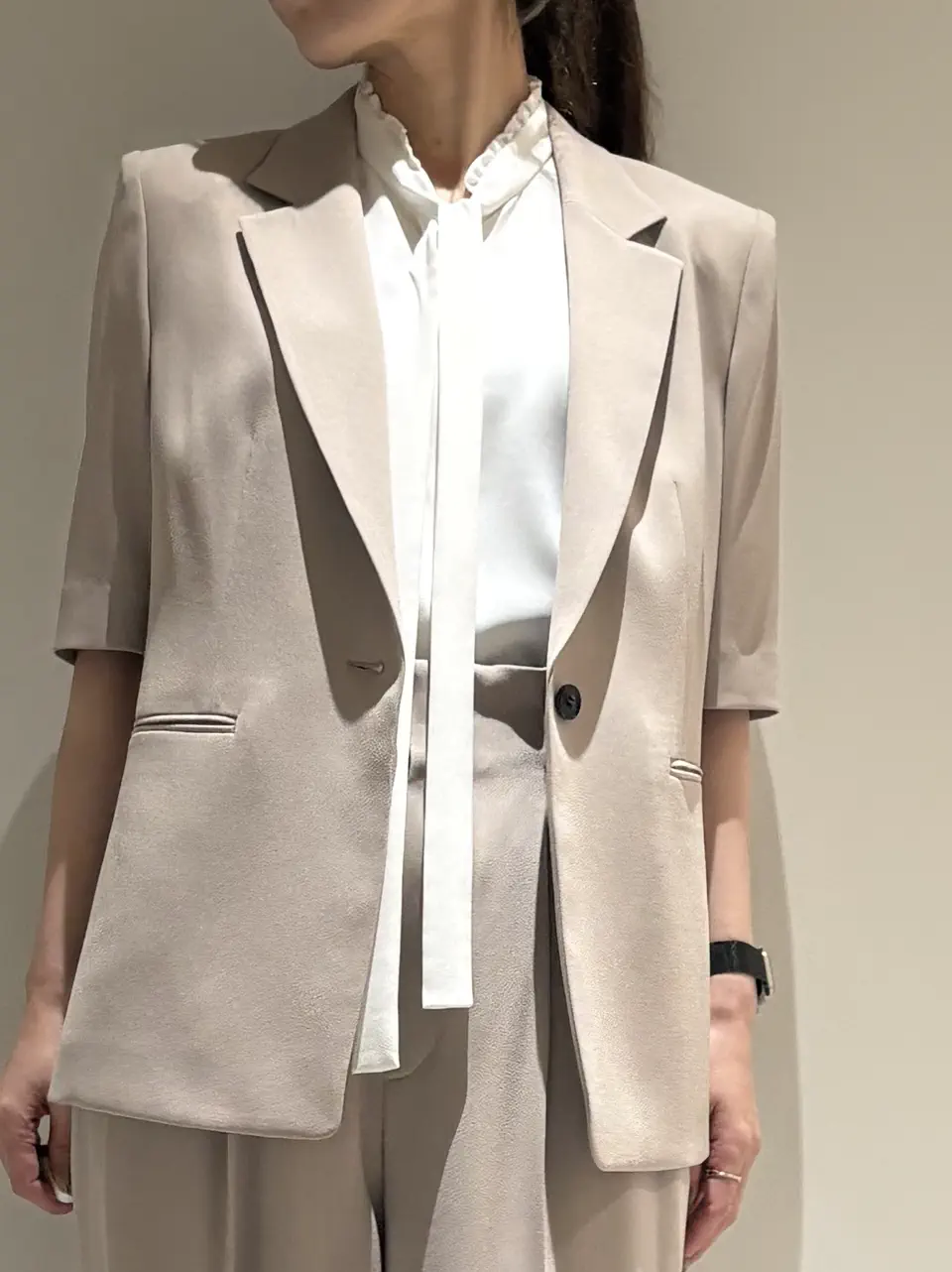BEIGE， Adachi コーディネート画像