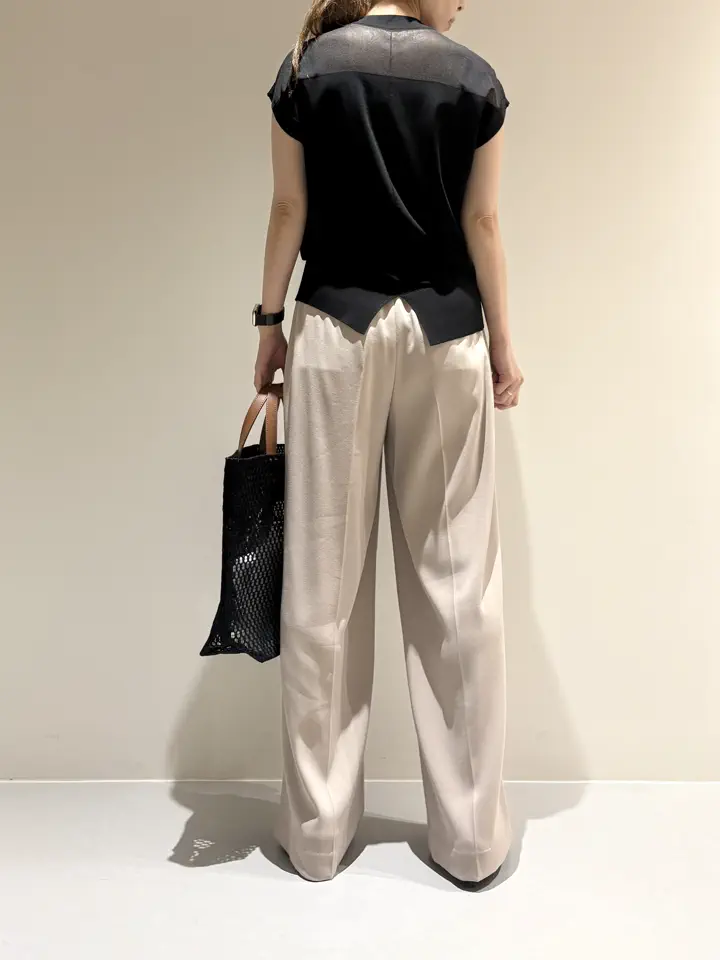 BEIGE， Adachi コーディネート画像