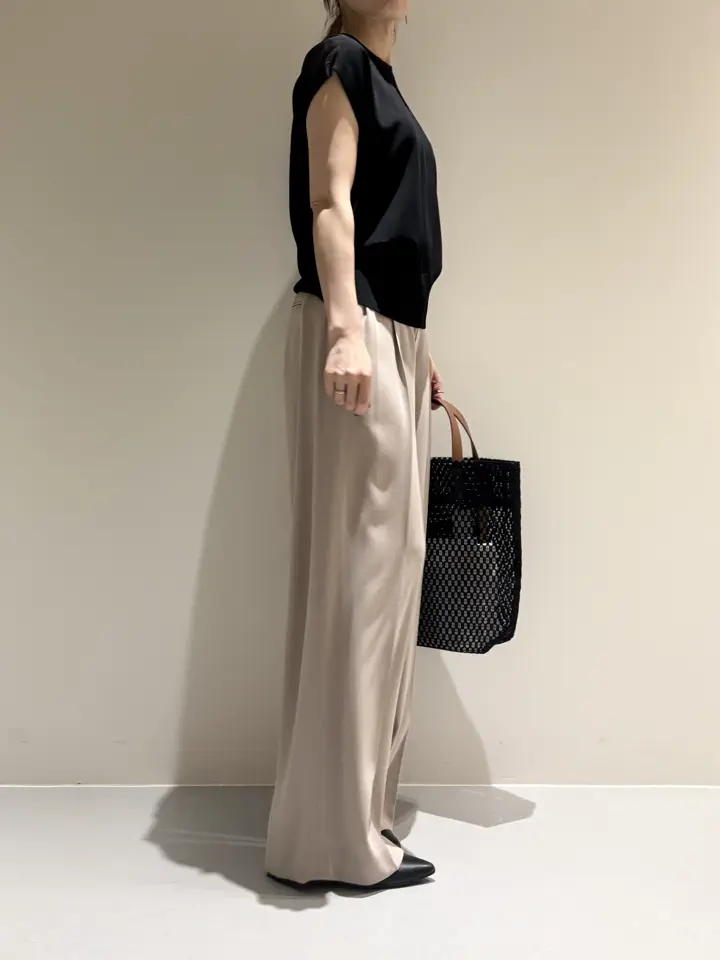 BEIGE， Adachi コーディネート画像