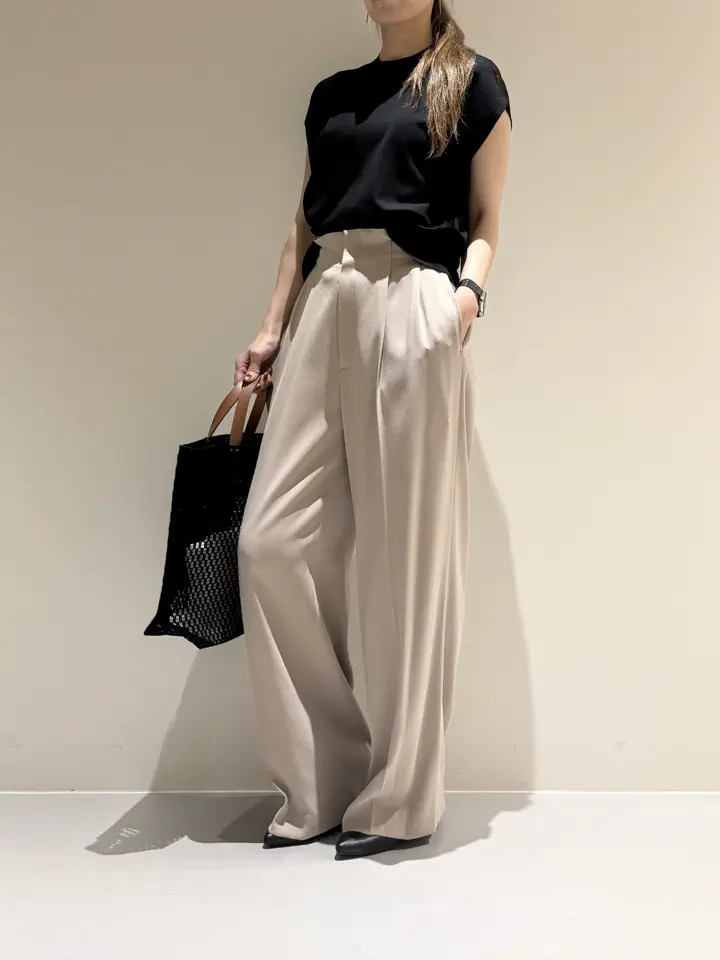 BEIGE， Adachi コーディネート画像