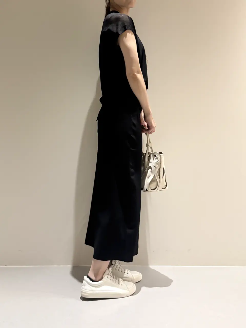 BEIGE， Adachi コーディネート画像