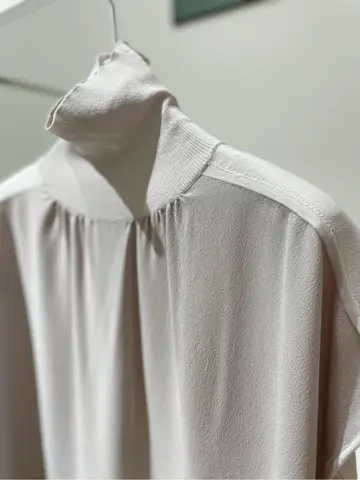 BEIGE， 小泉 コーディネート画像