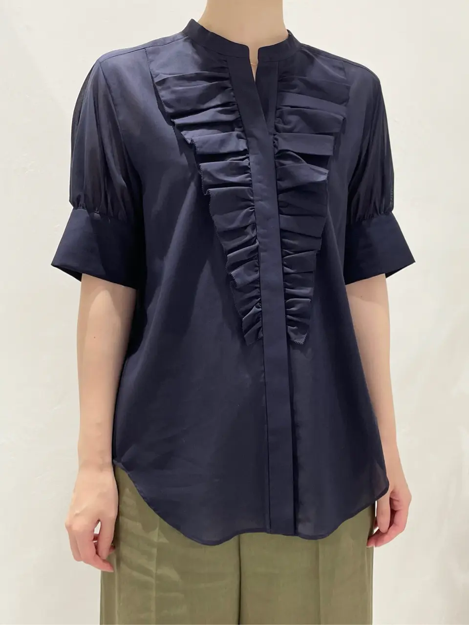 BEIGE， 小泉 コーディネート画像