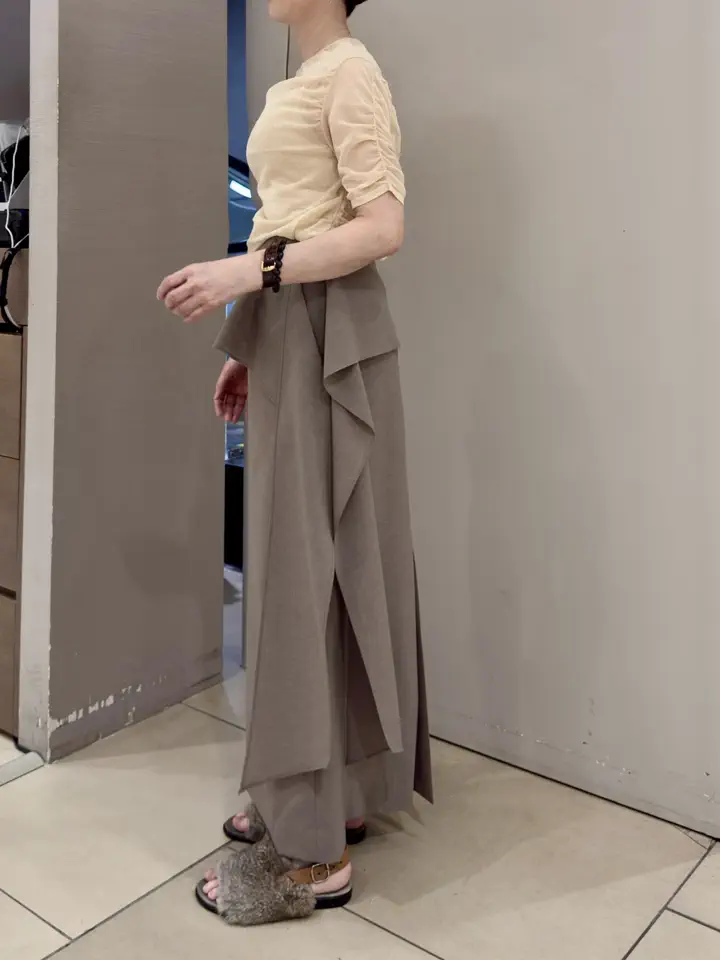 BEIGE， staff コーディネート画像