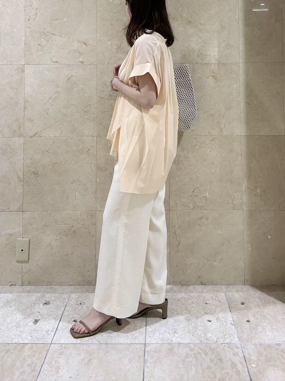 BEIGE， スタッフ コーディネート画像