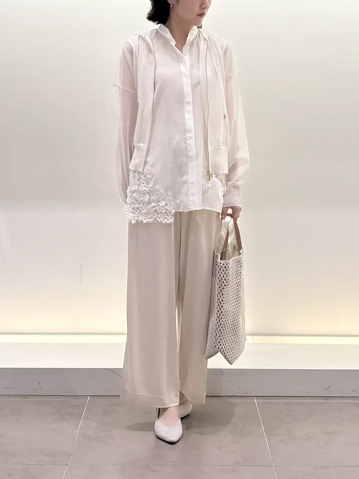 BEIGE， 伊藤 コーディネート画像