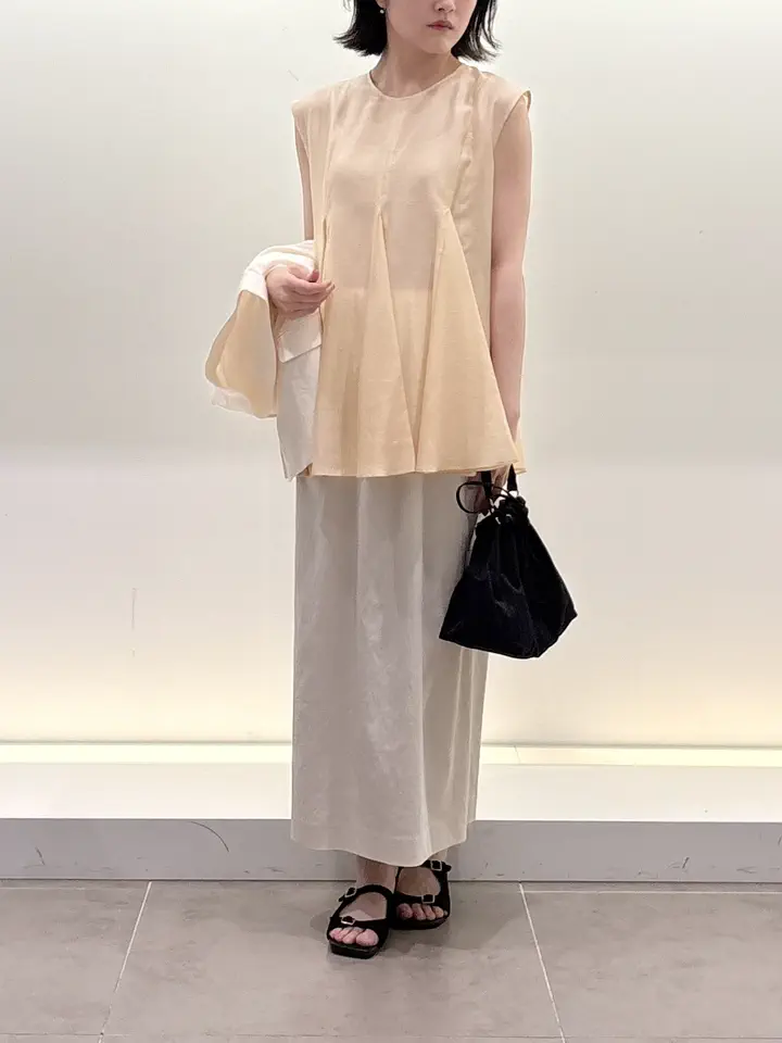 BEIGE， 伊藤 コーディネート画像