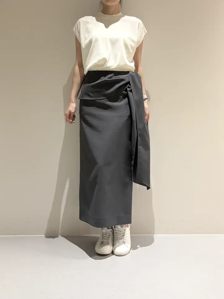 BEIGE， Adachi コーディネート画像
