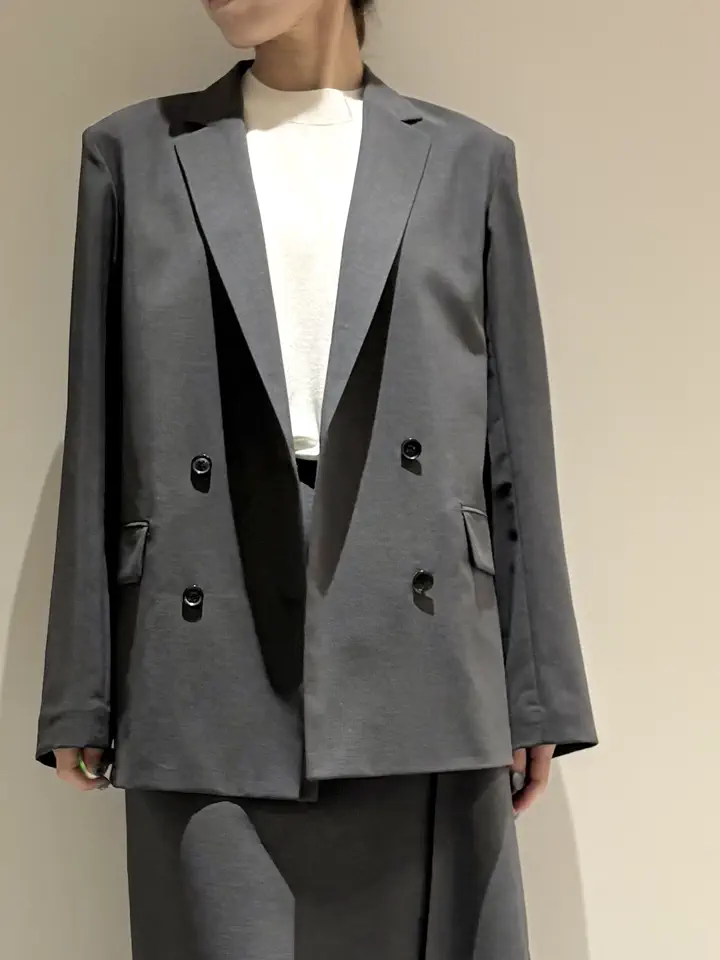 BEIGE， Adachi コーディネート画像
