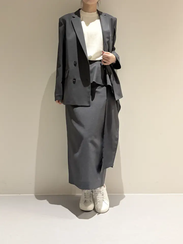 BEIGE， Adachi コーディネート画像
