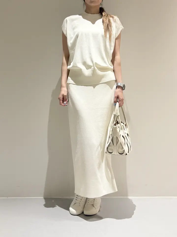 BEIGE， Adachi コーディネート画像
