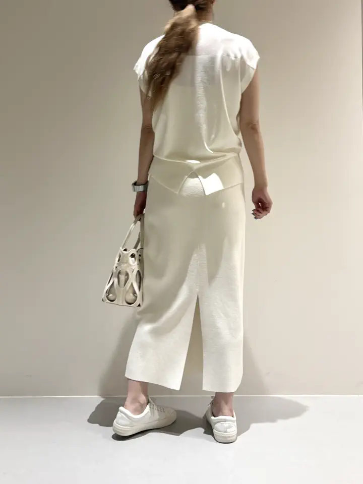 BEIGE， Adachi コーディネート画像