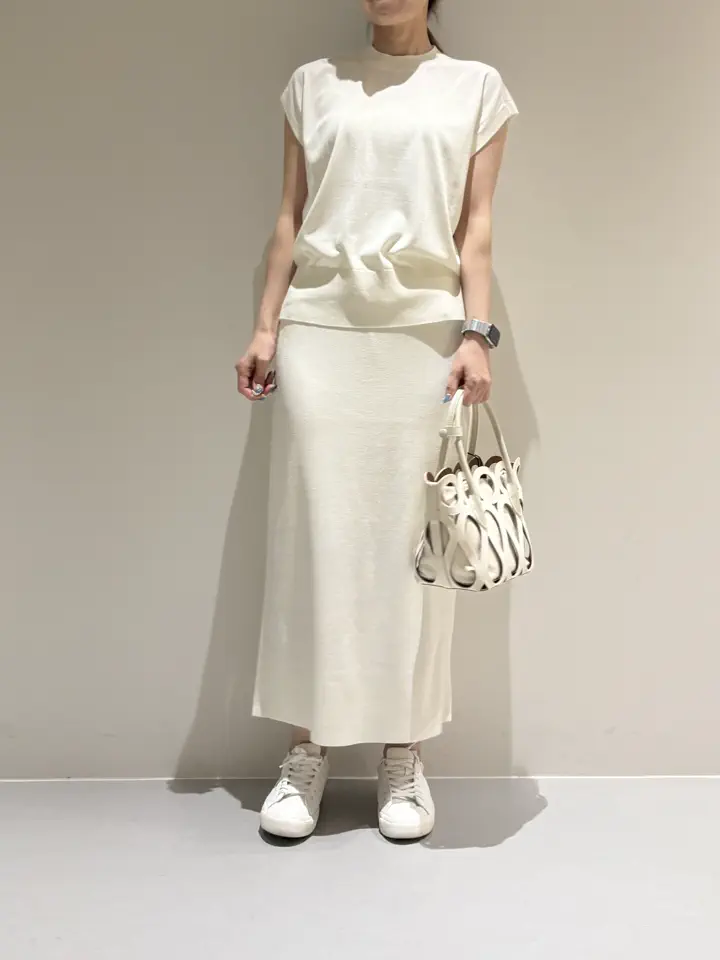 BEIGE， Adachi コーディネート画像