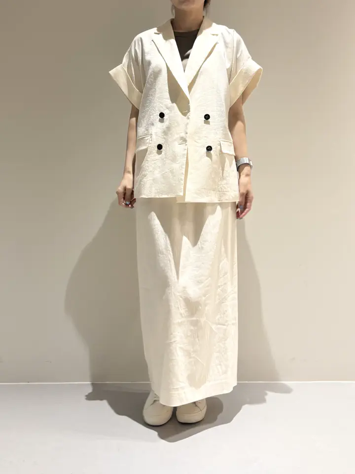 BEIGE， Adachi コーディネート画像