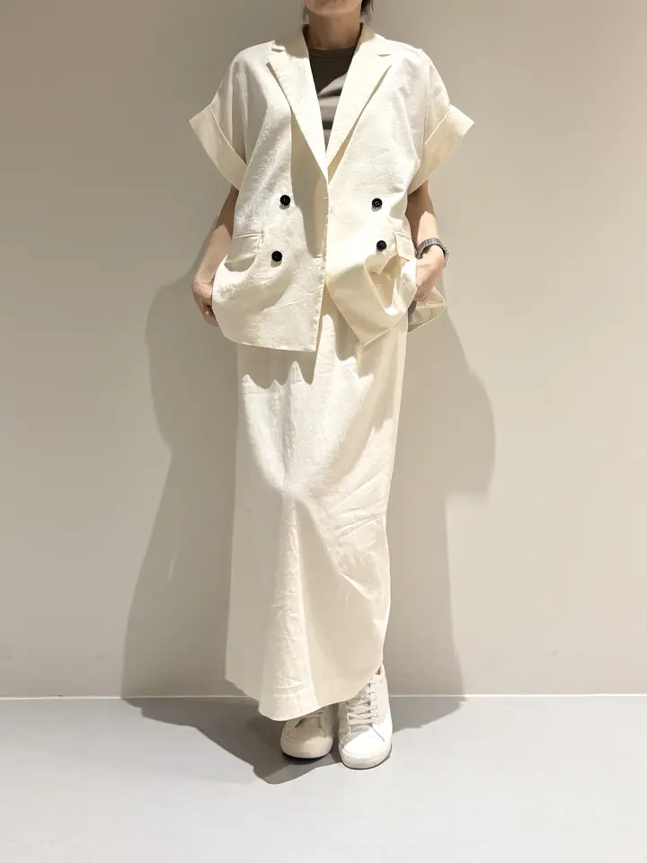 BEIGE， Adachi コーディネート画像