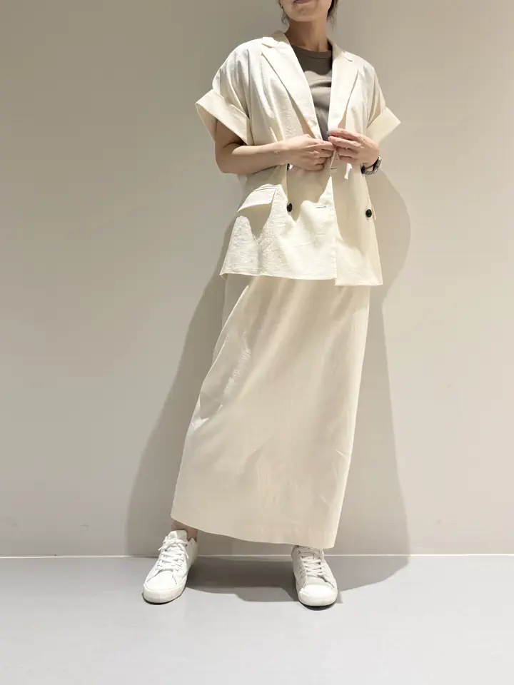 BEIGE， Adachi コーディネート画像