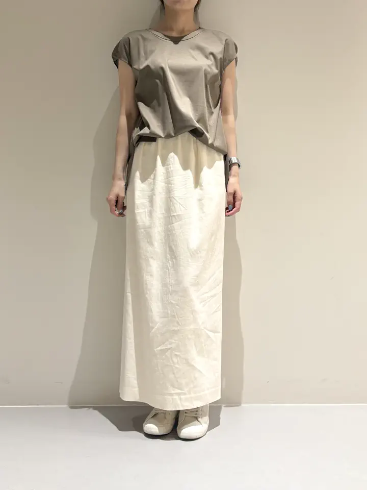 BEIGE， Adachi コーディネート画像