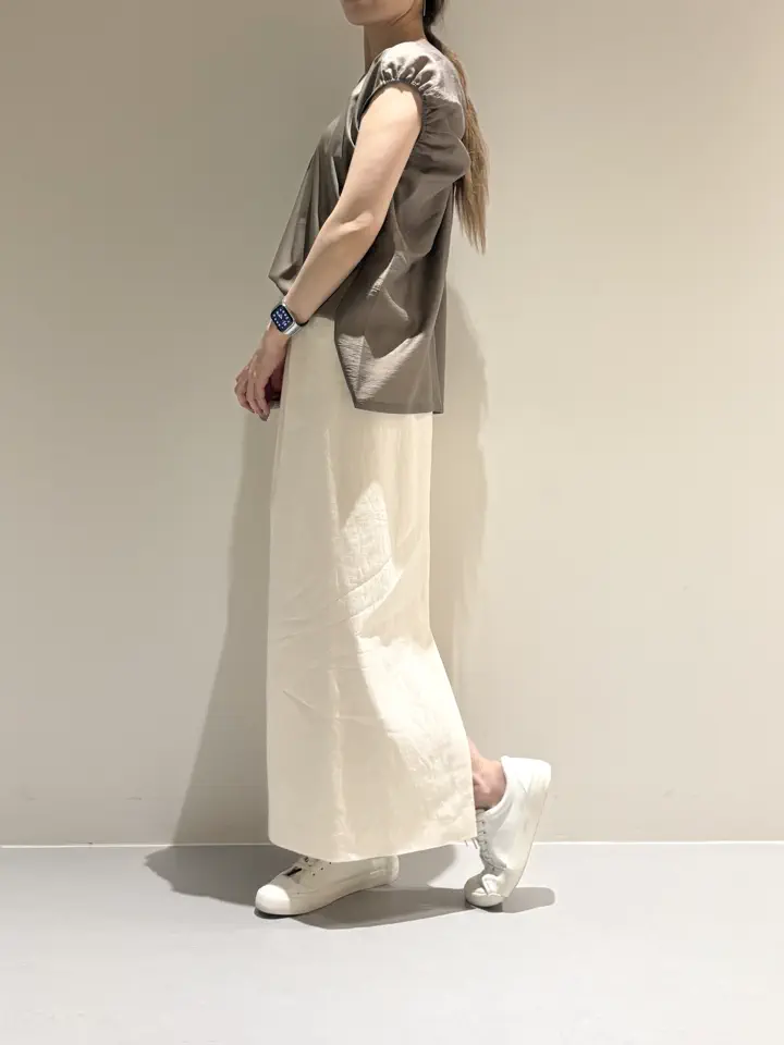 BEIGE， Adachi コーディネート画像
