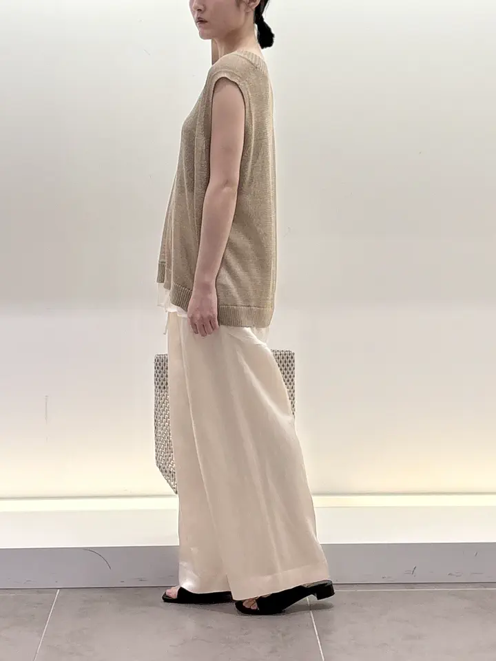 BEIGE， 伊藤 コーディネート画像