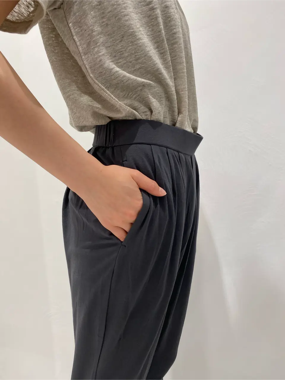 BEIGE， R.A コーディネート画像