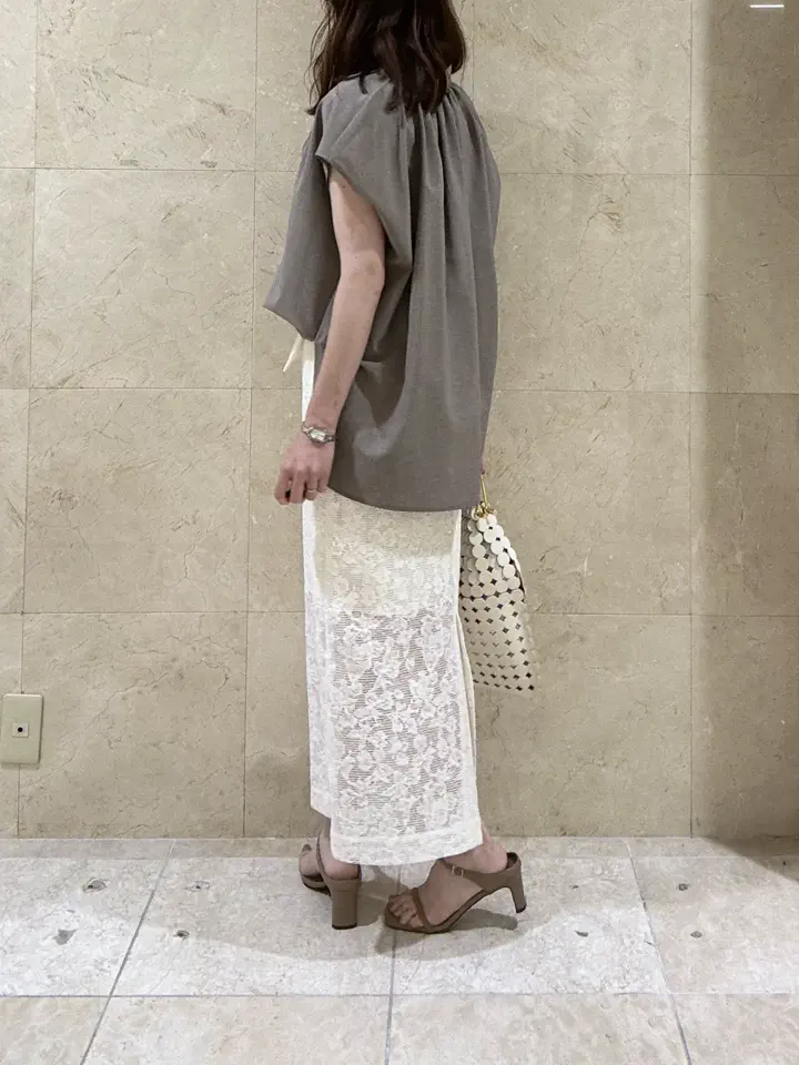 BEIGE， スタッフ コーディネート画像