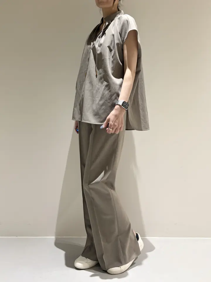 BEIGE， Adachi コーディネート画像