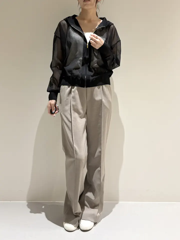 BEIGE， Adachi コーディネート画像
