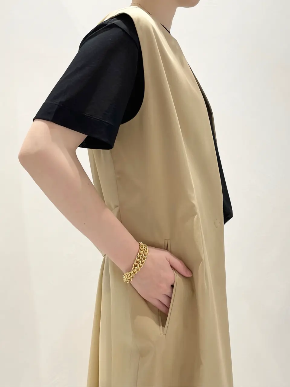 BEIGE， 小泉 コーディネート画像