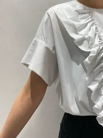 BEIGE， R.A コーディネート画像